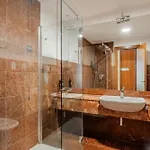 Hotiday Collection - Hotel 4*