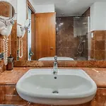 Hotiday Collection -