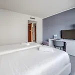 Hotiday Collection - Hotel 4*