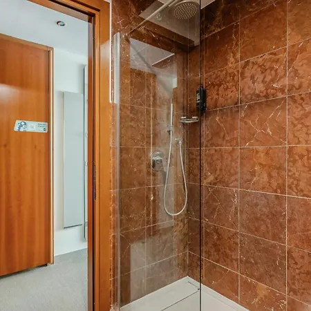 Hotel Hotiday Collection -
